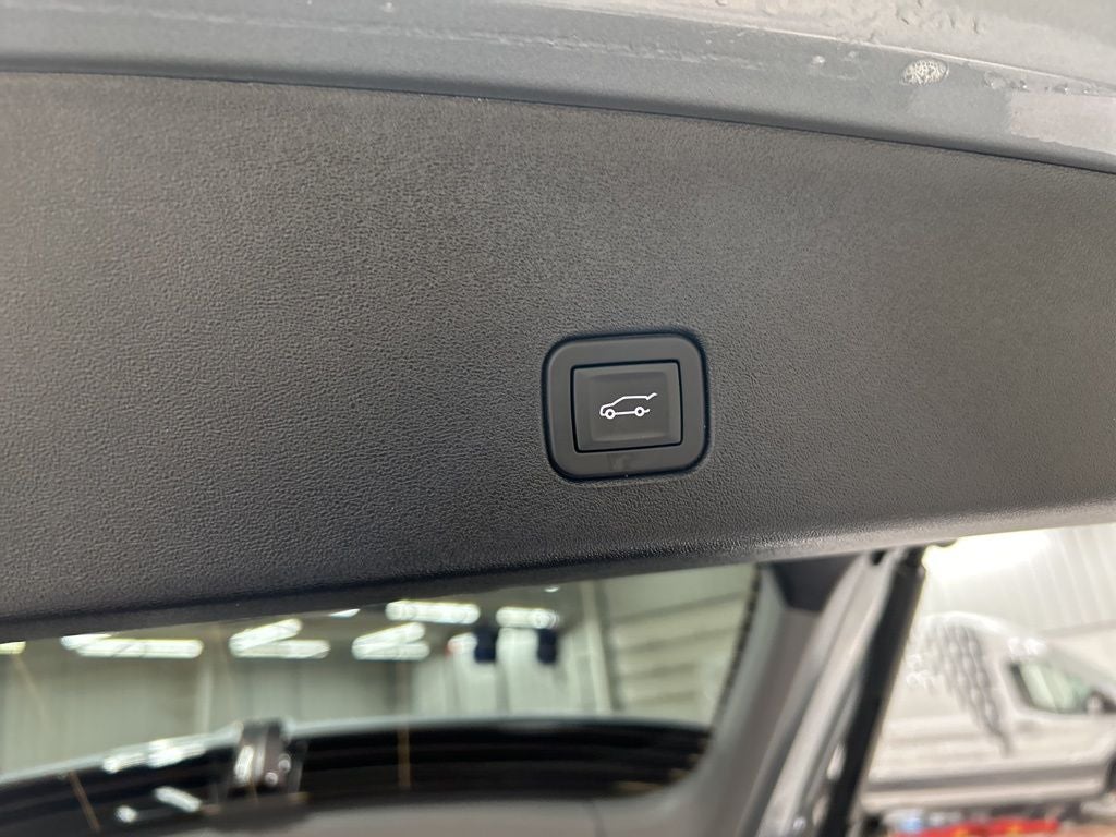 2025 Cadillac OPTIQ Luxury EV