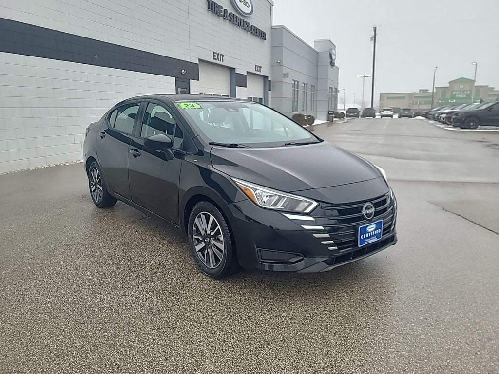 2023 Nissan Versa 1.6 SV