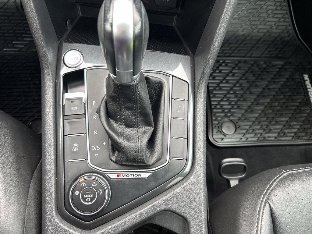 2018 Volkswagen Tiguan 2.0T SEL 4Motion