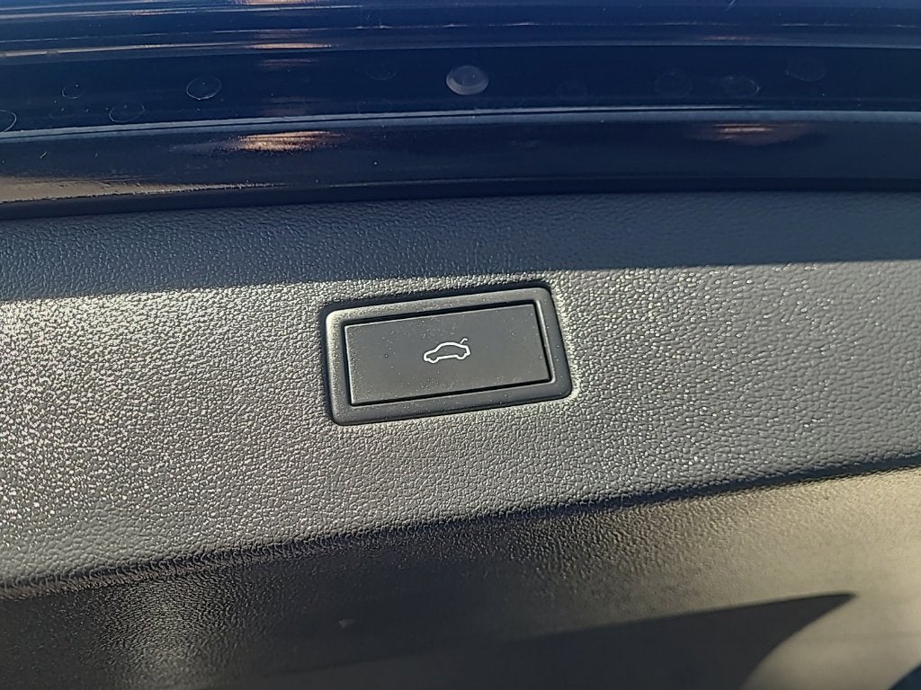 2021 Volkswagen Tiguan 2.0T SEL Premium R-Line