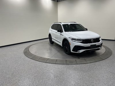 2022 Volkswagen Tiguan 2.0T SE R-Line Black