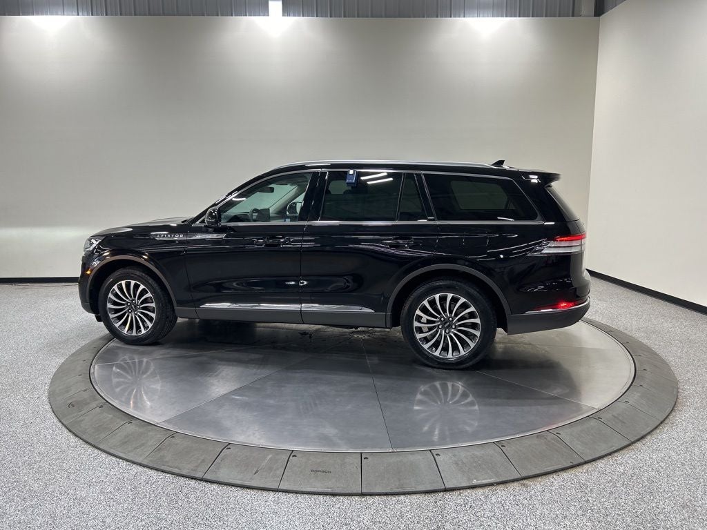 2023 Lincoln Aviator Standard