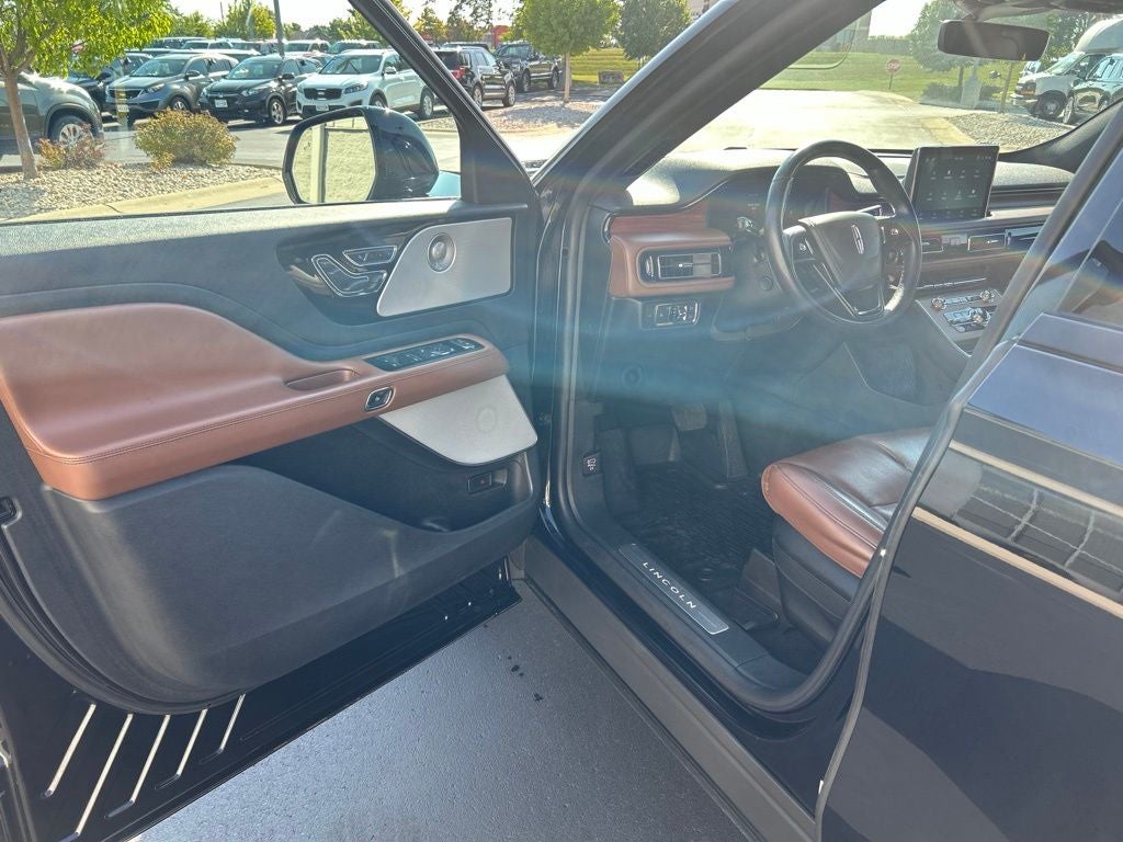 2022 Lincoln Aviator Reserve Premium