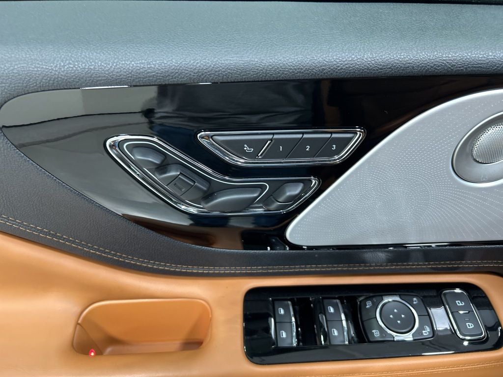 2025 Lincoln Aviator Black Label