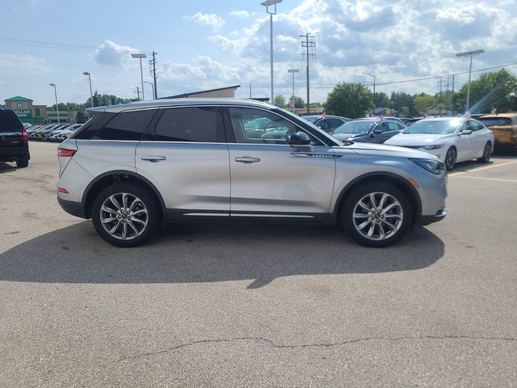2022 Lincoln Corsair Standard