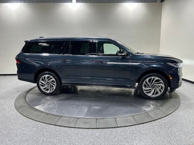 2025 Lincoln Navigator L Reserve