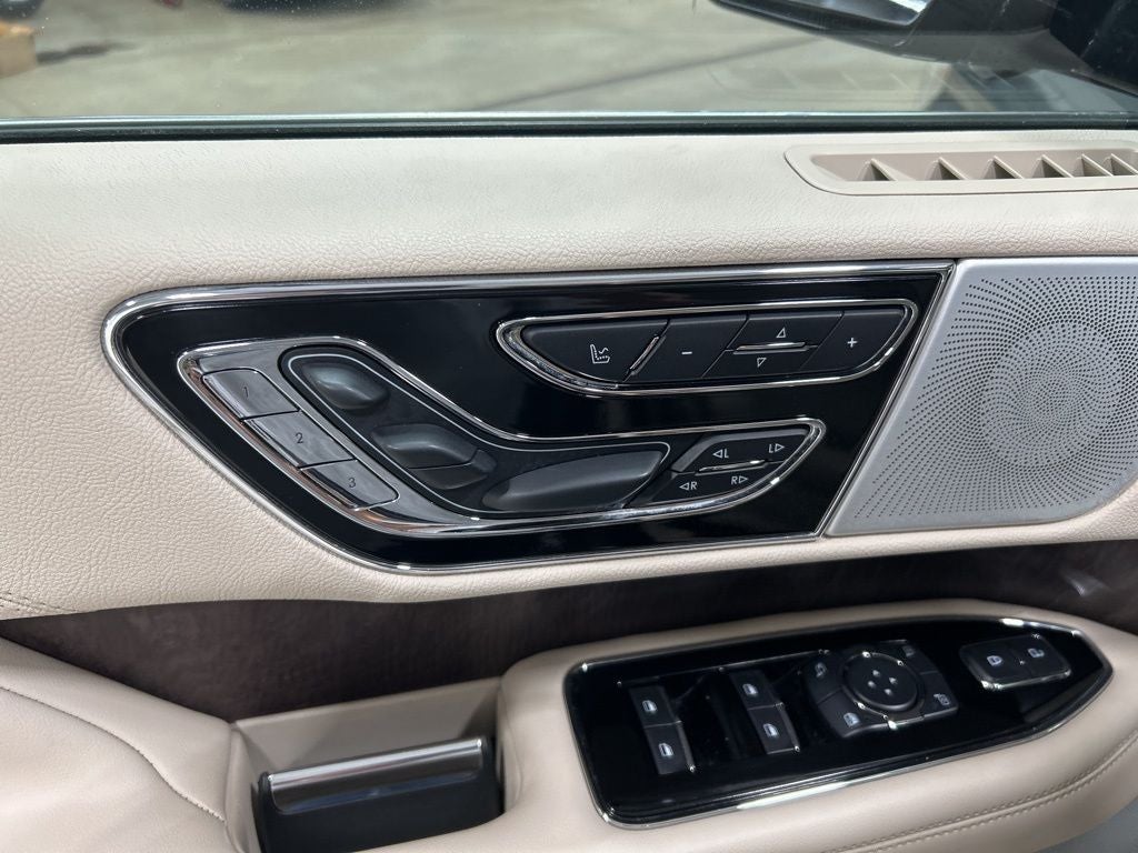 2021 Lincoln Navigator L Reserve