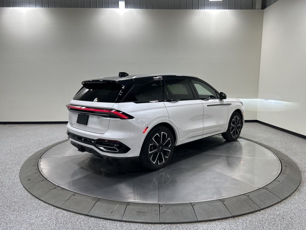 2024 Lincoln Nautilus Reserve