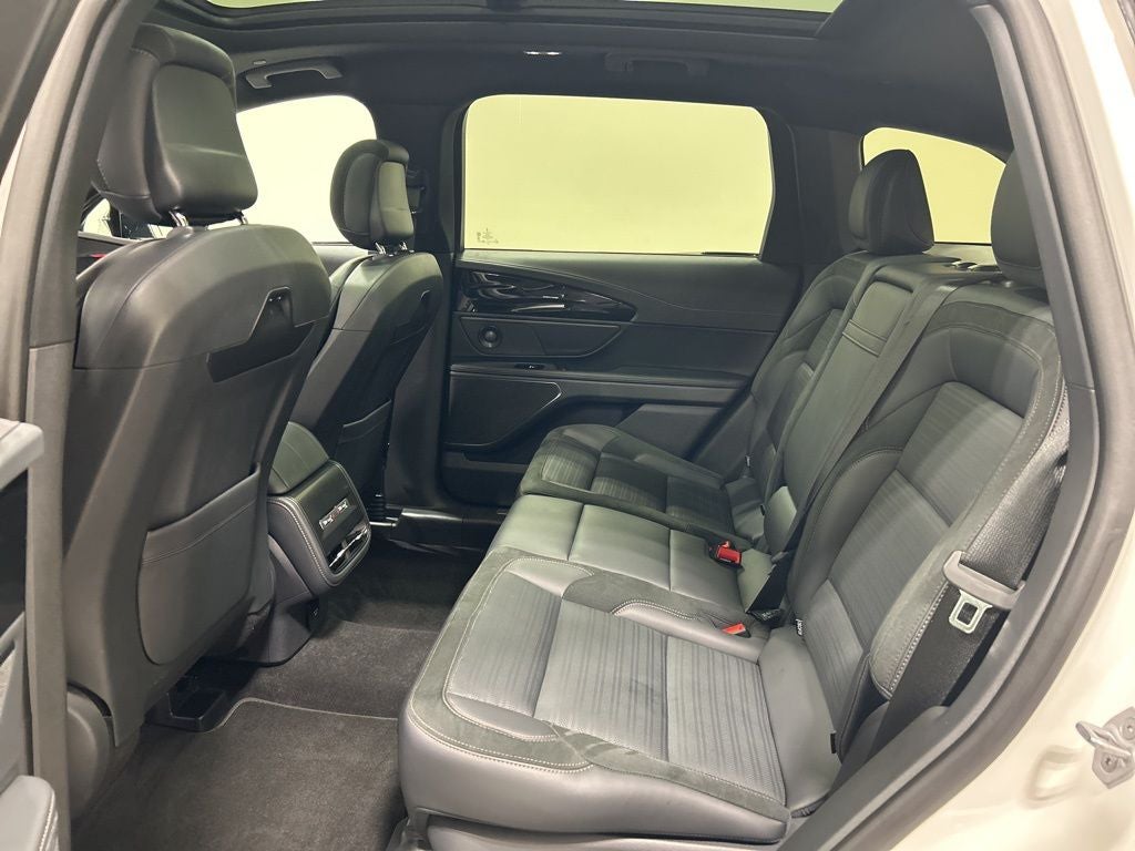 2025 Lincoln Nautilus Reserve