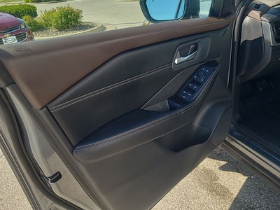 2023 Nissan Rogue SV Premium
