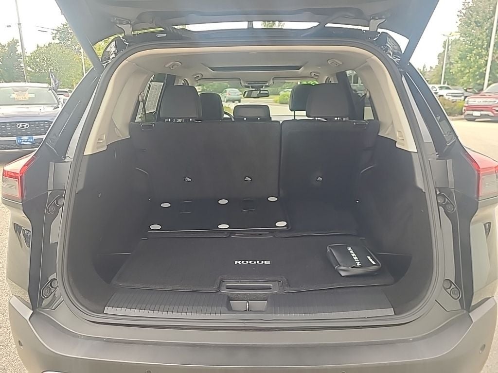 2023 Nissan Rogue SL Premium