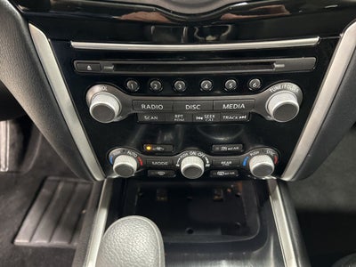 2020 Nissan Pathfinder S