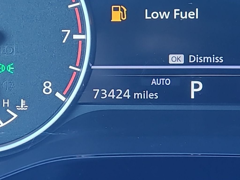 2023 Nissan Pathfinder SV