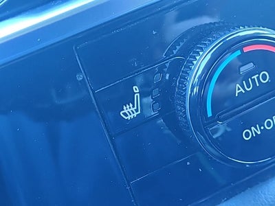 2023 Nissan Pathfinder SV