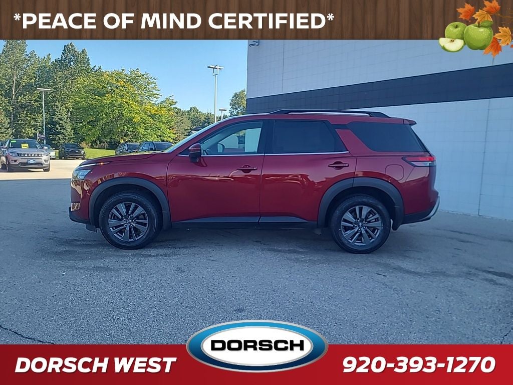 2023 Nissan Pathfinder SV