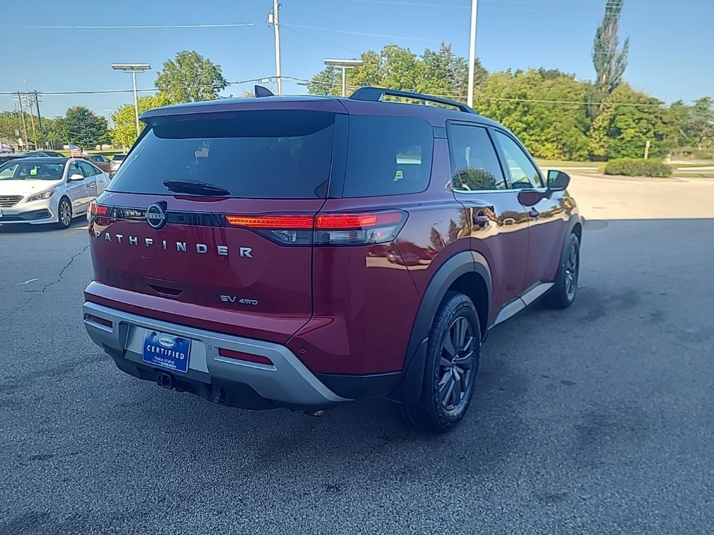 2023 Nissan Pathfinder SV