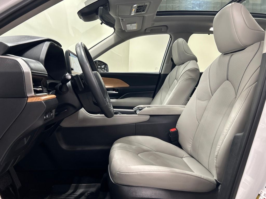 2025 Toyota Grand Highlander Platinum