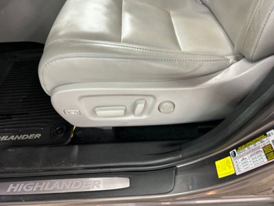 2018 Toyota Highlander Limited Platinum
