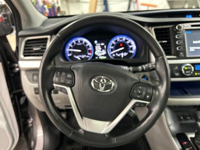 2018 Toyota Highlander Limited Platinum