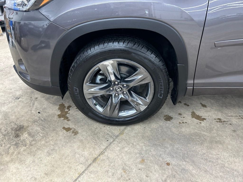 2018 Toyota Highlander Limited Platinum