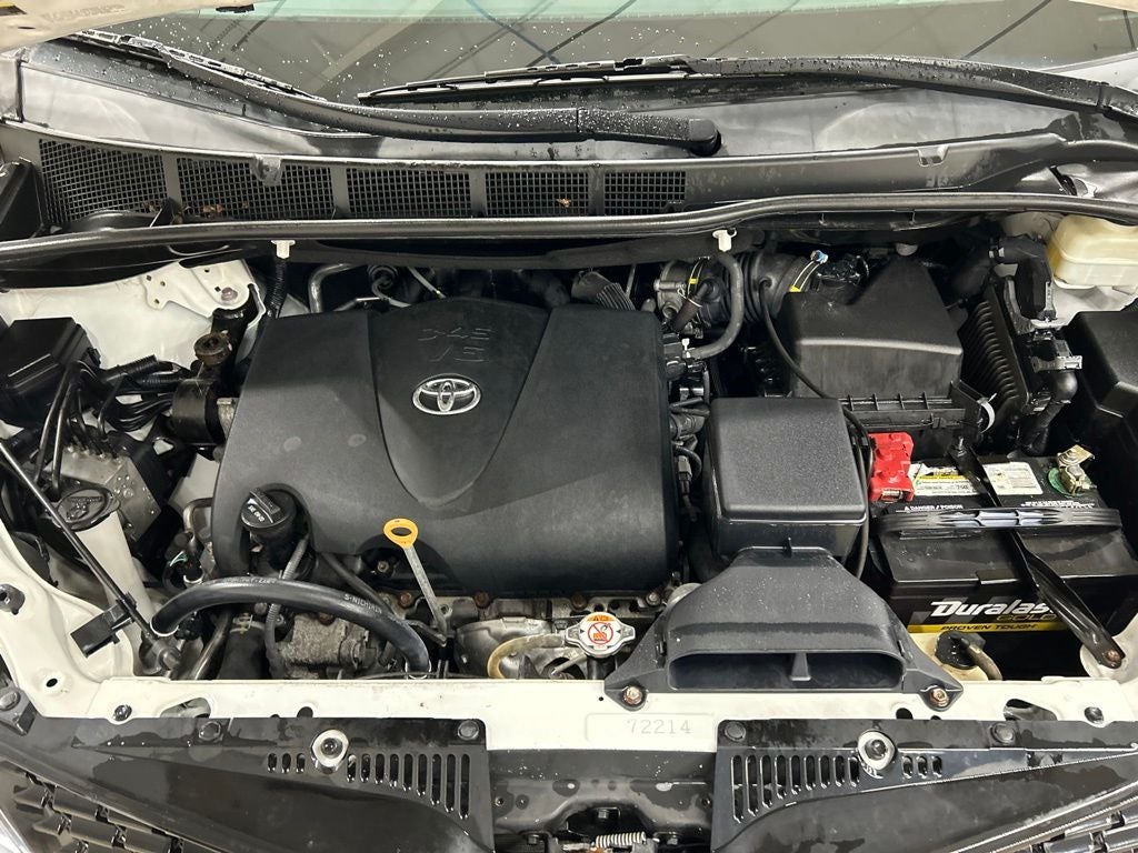 2020 Toyota Sienna SE 7 Passenger
