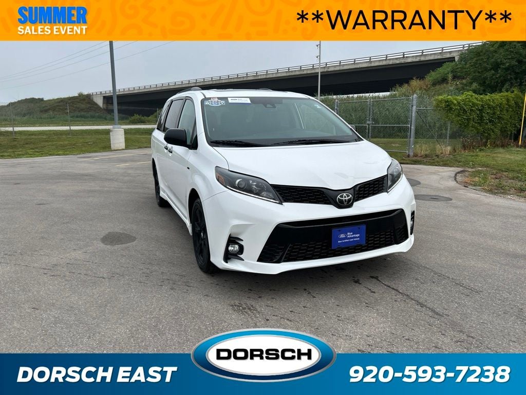 2020 Toyota Sienna SE 7 Passenger