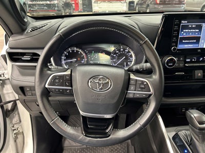 2022 Toyota Highlander XSE