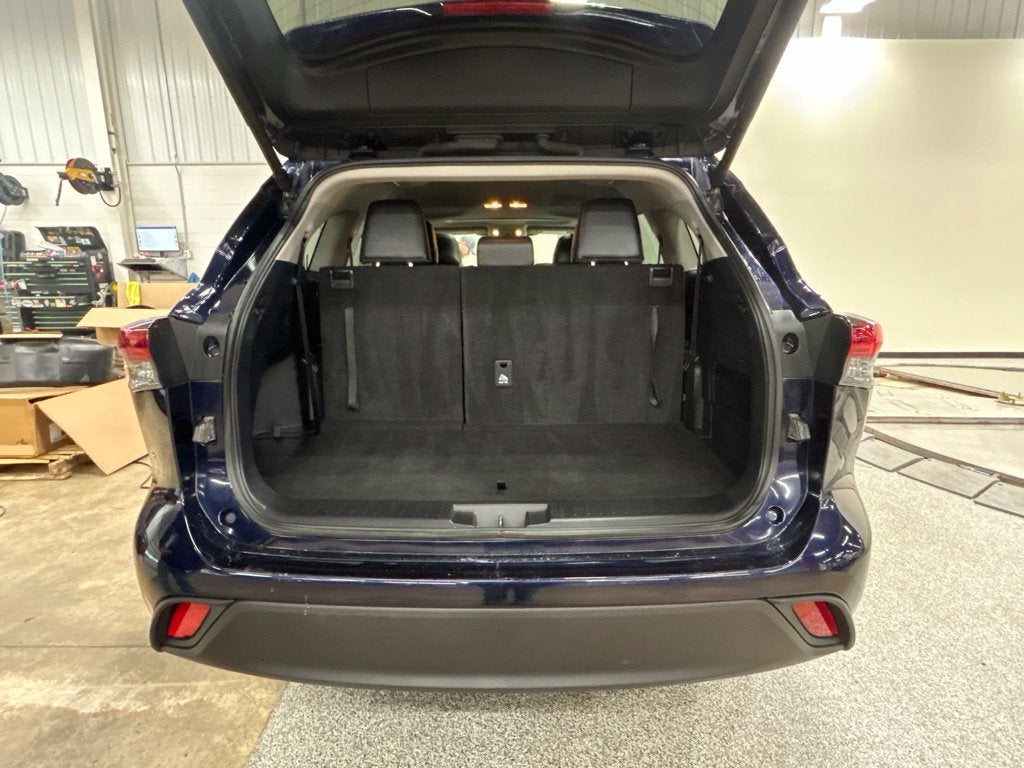 2025 Toyota Highlander XLE