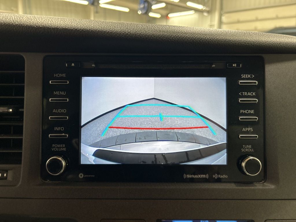 2018 Toyota Sienna LE 7 Passenger