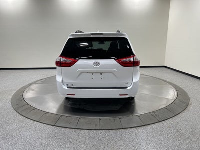 2018 Toyota Sienna LE 7 Passenger
