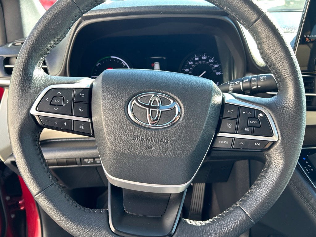 2021 Toyota Sienna XLE 7 Passenger