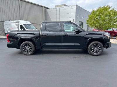 2022 Toyota Tundra Platinum