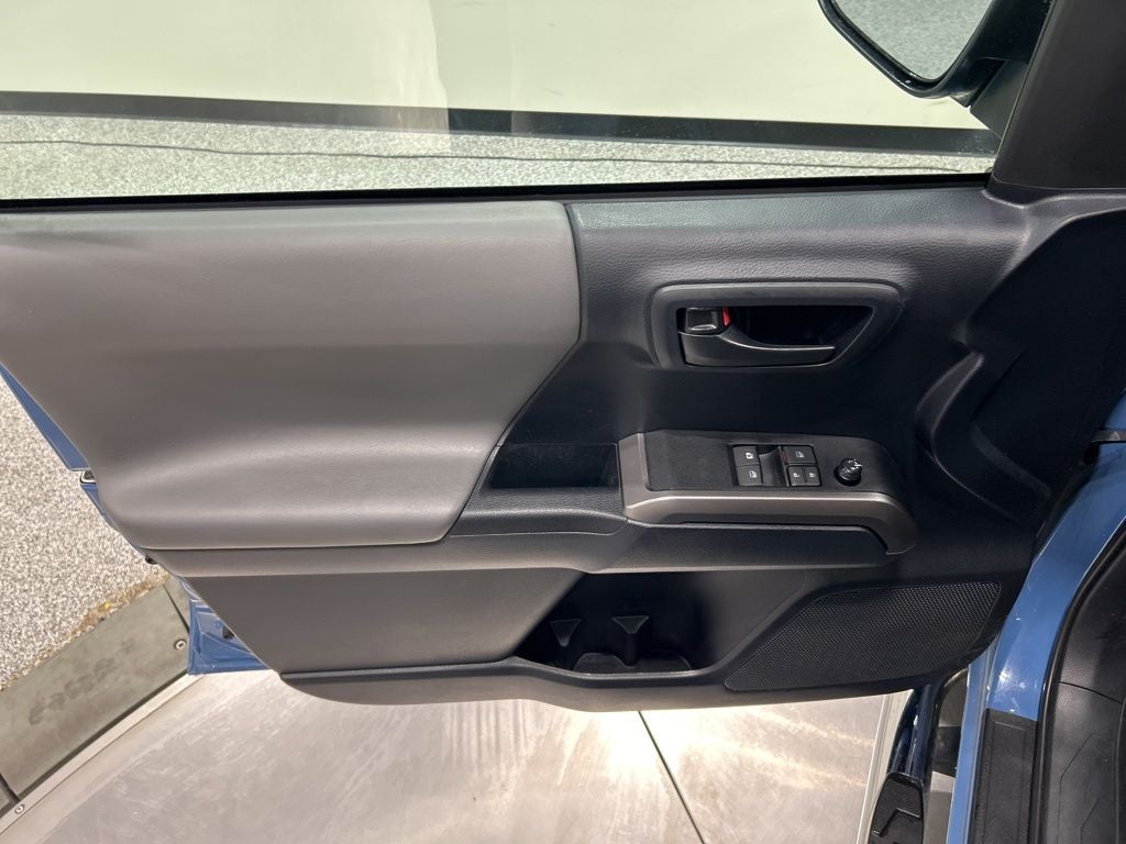 2019 Toyota Tacoma SR5 V6