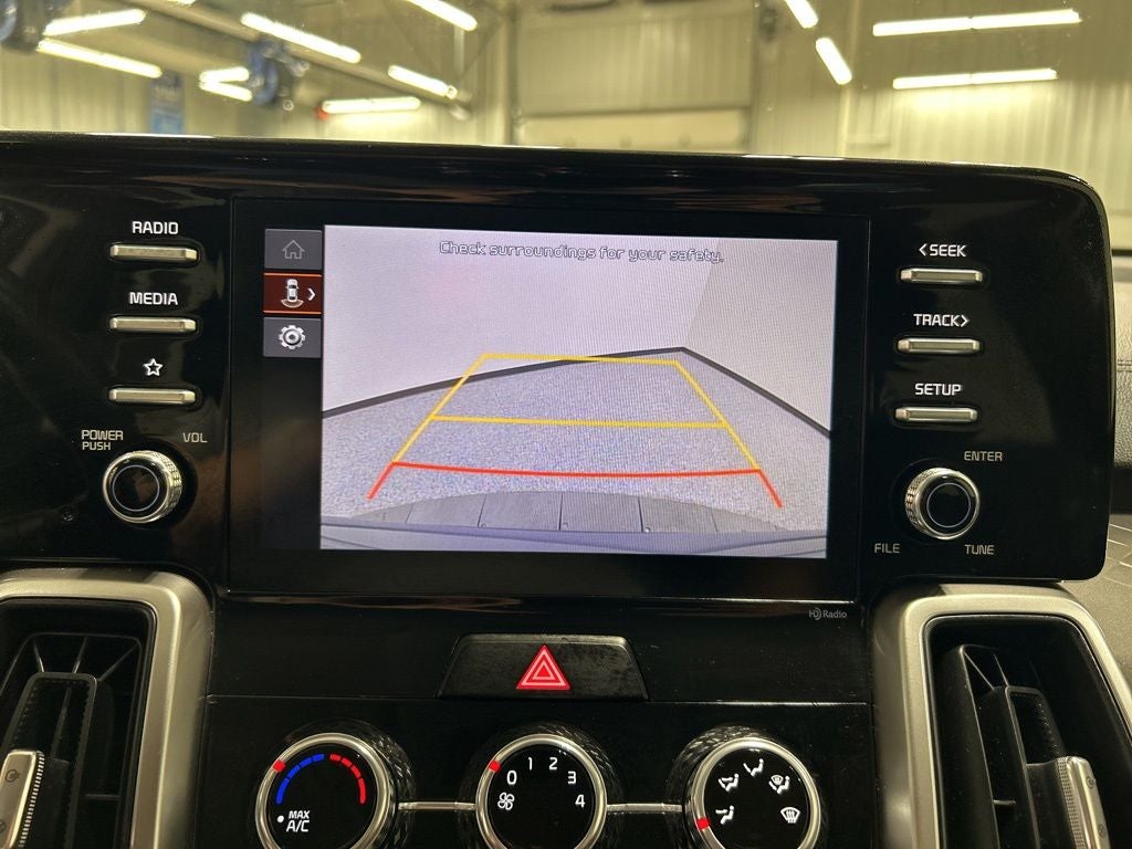 2022 Kia Sorento LX