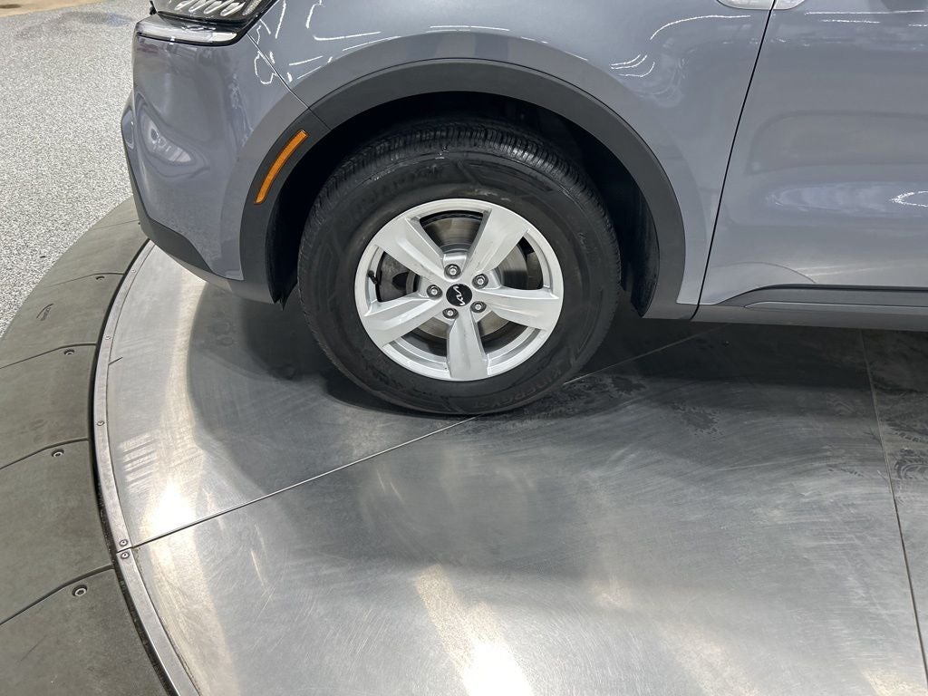 2022 Kia Sorento LX