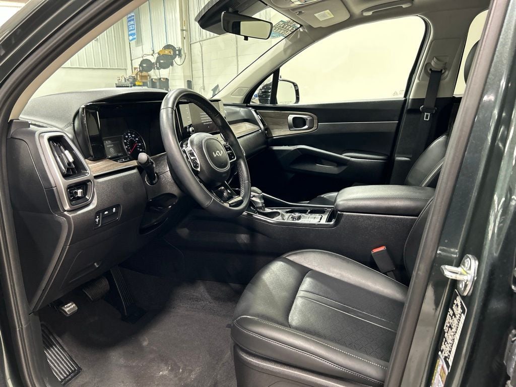 2023 Kia Sorento X-Line S