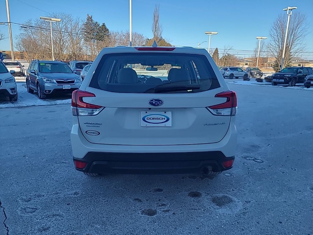2022 Subaru Forester Base
