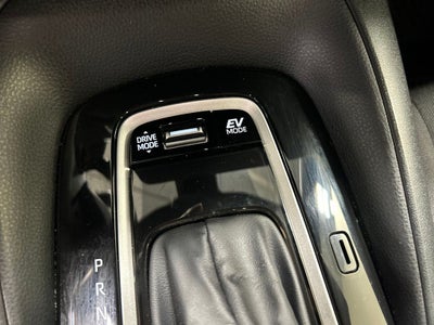 2025 Toyota Corolla Hybrid SE