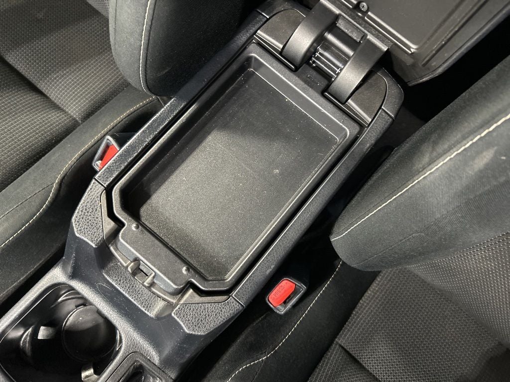 2016 Toyota RAV4 Hybrid XLE