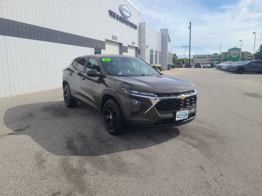 2024 Chevrolet Trax LS