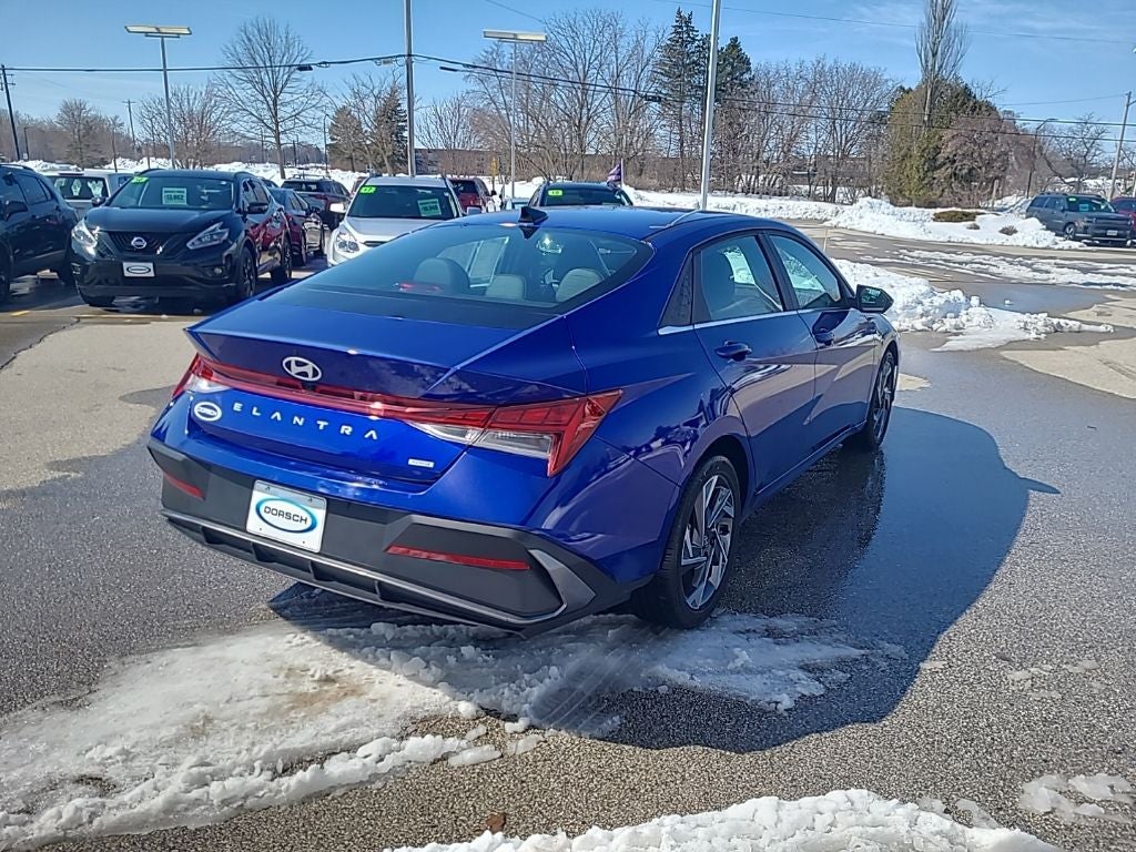 2025 Hyundai Elantra Hybrid Limited