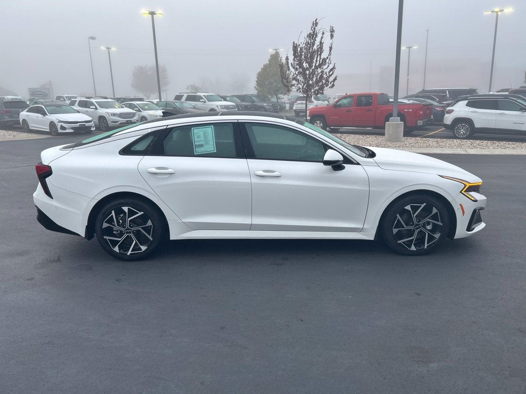 2025 Kia K5 EX