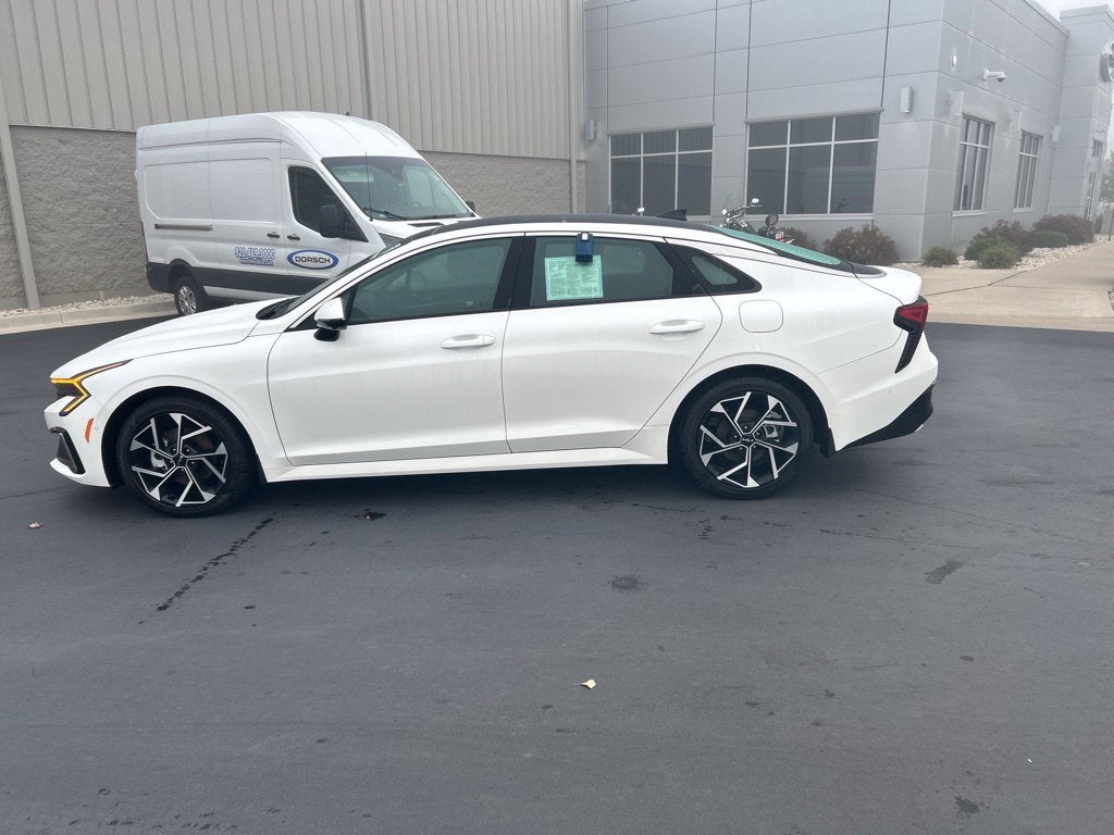 2025 Kia K5 EX