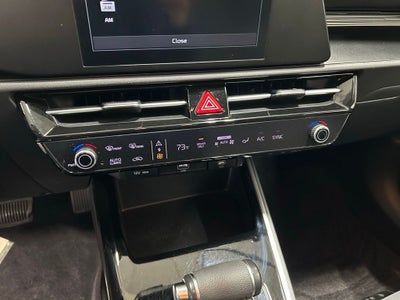 2023 Kia Niro LX