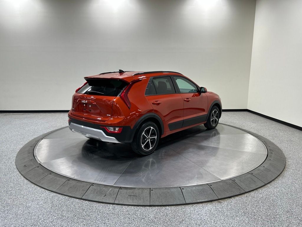 2023 Kia Niro LX