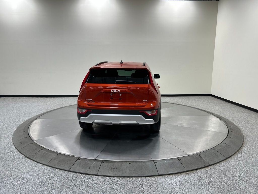 2023 Kia Niro LX
