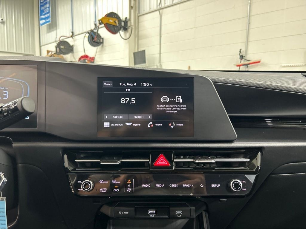 2025 Kia Niro LX