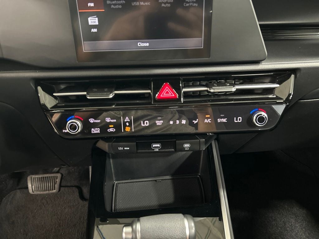 2025 Kia Niro LX