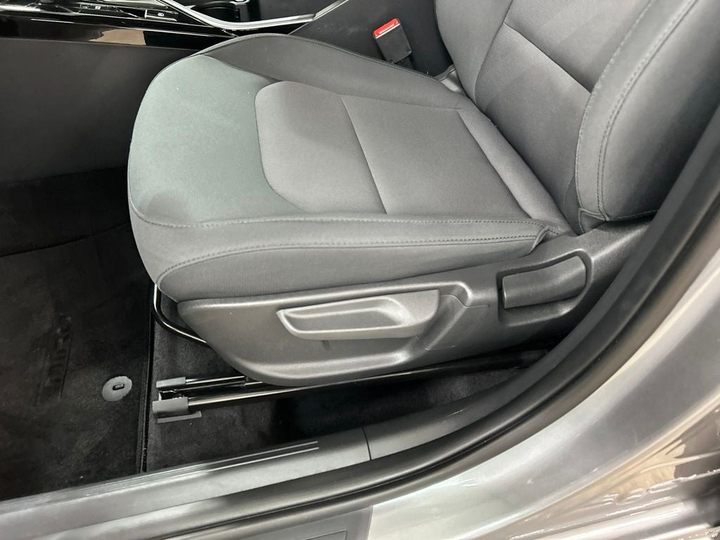 2025 Kia Niro LX