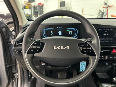 2025 Kia Niro LX